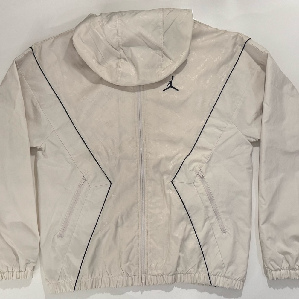 RARE Nike Jordan Brooklyn Hooded Draft Jacket Beige HV0554-104 Size M MSRP $125